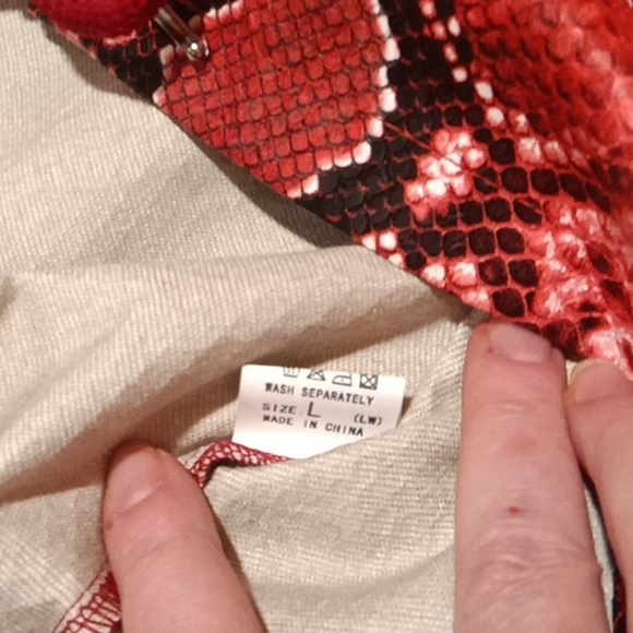 Snake skin skirt multi sizes med and large mini skirt - Picture 12 of 12